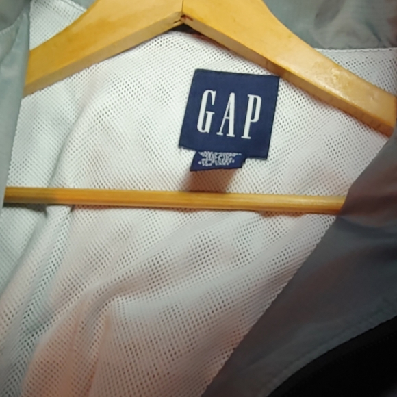 GAP windbreaker - Picture 6 of 7